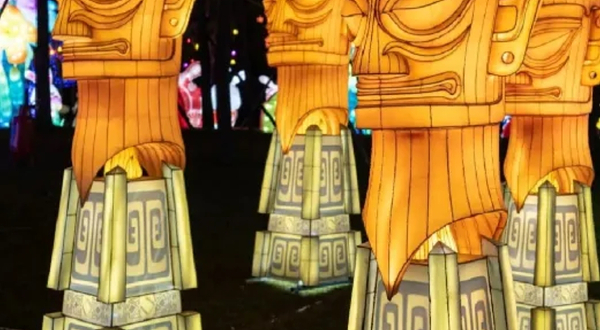 青白江凤凰国际灯会