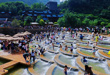 河南宝泉旅游区-宝泉崖天下景区第 2 张图片