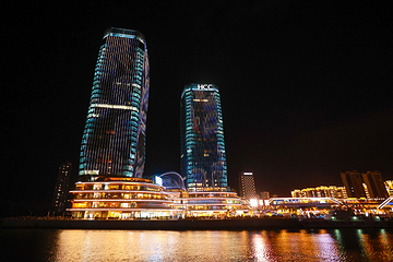 夜游海口湾海南之星第 3 张图片