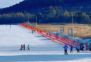 奥悦碾子山国际滑雪场第 17 张图片