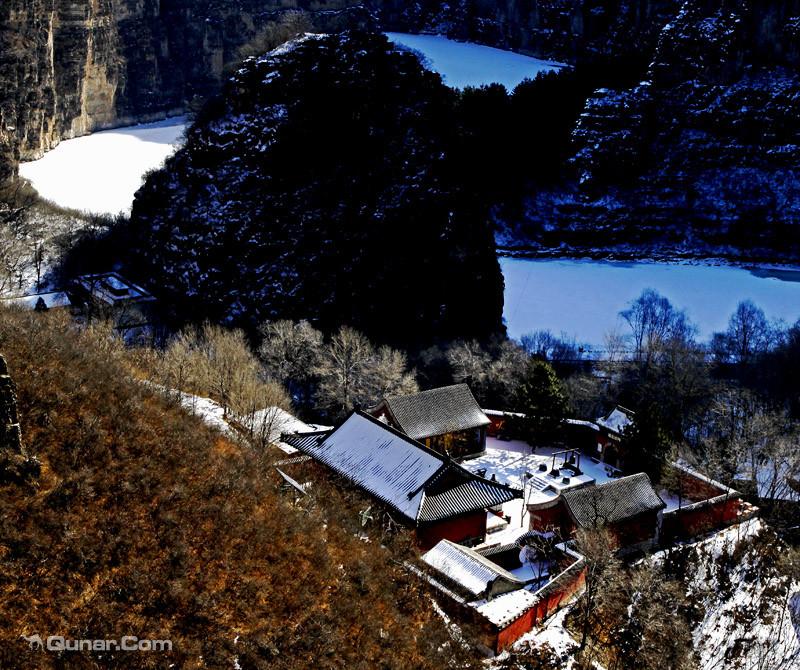 地址(位置,怎么去,怎么走):  北京市延庆县龙庆峡风景区内