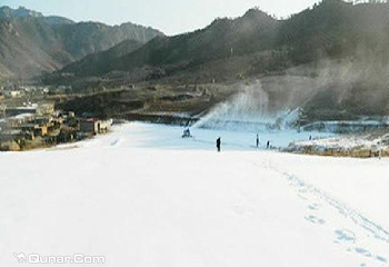 燕塞山滑雪场第 4 张图片