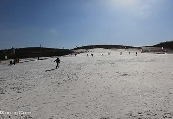 阜新纵横温泉滑雪场第 1 张图片