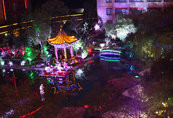 夜花园龙虾烧烤音乐派对第 1 张图片