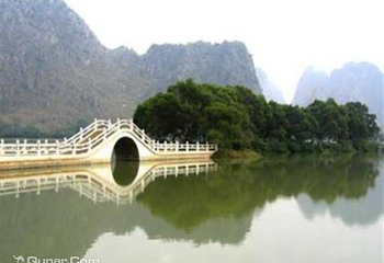 天堂湖景区第 3 张图片