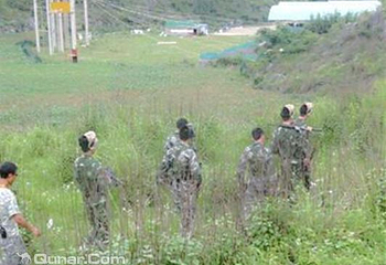 半个兵真人CS第 2 张图片