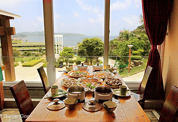 千帆碧湾大酒店海鲜自助餐第 1 张图片
