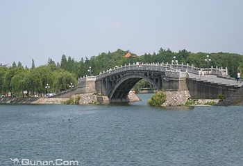 青龙山公园第 2 张图片