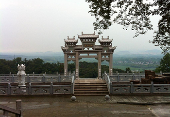 龙池山第 3 张图片