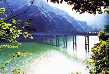 红岩第 4 张图片