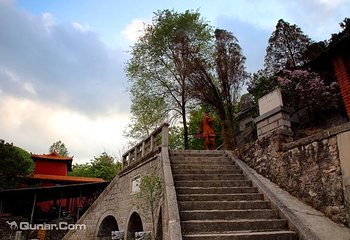 卧鹿山效圣寺第 4 张图片
