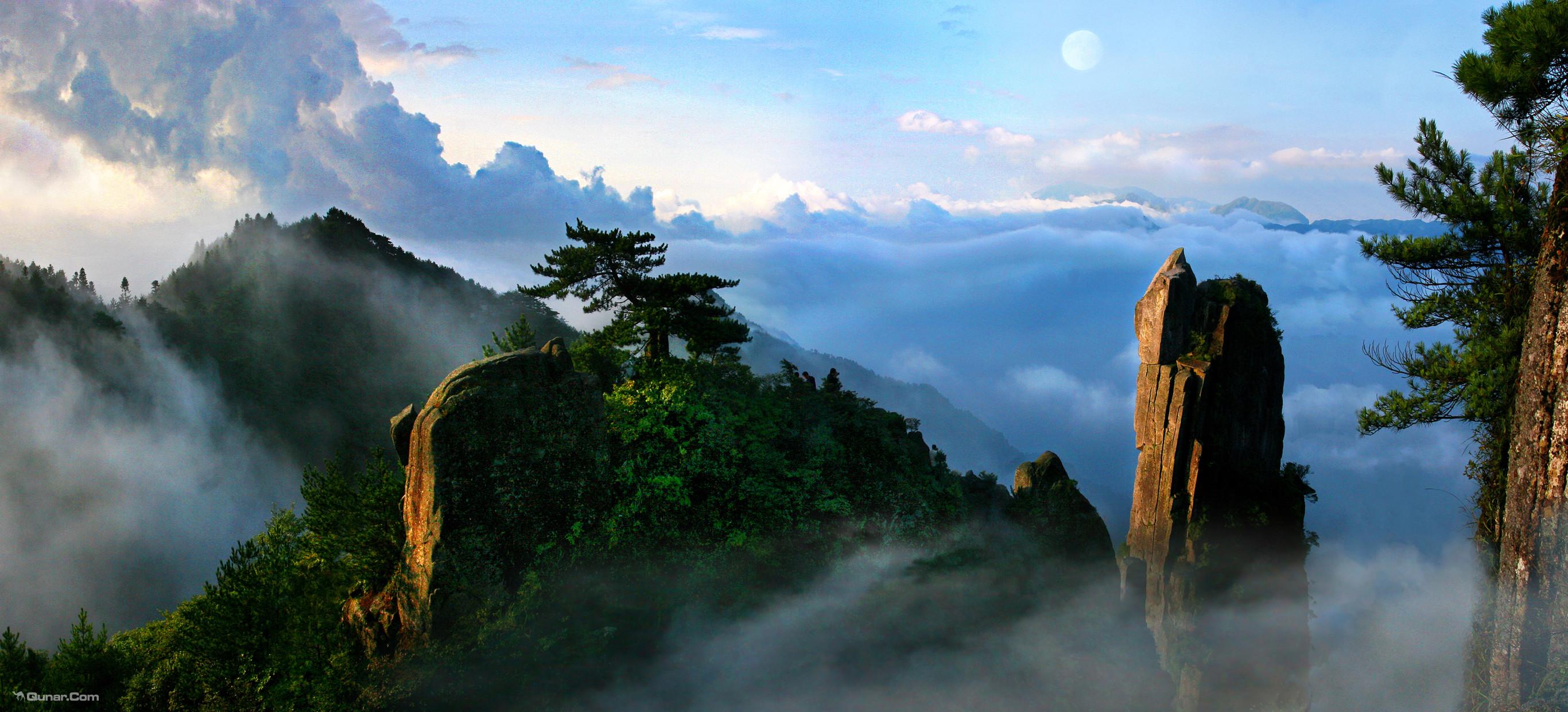 开放时间4月~10月: 07:30~16:30;11月~3月: 08:00~16:00;明月山风景区