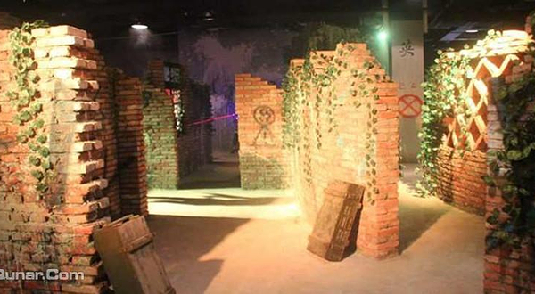 镭之战室内真人CS