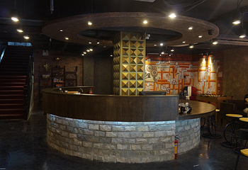 AL真人密室逃脱鼓楼店第 2 张图片