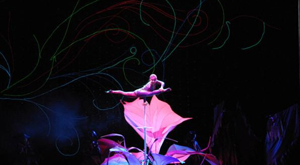 中国杂技团《天地宝藏》