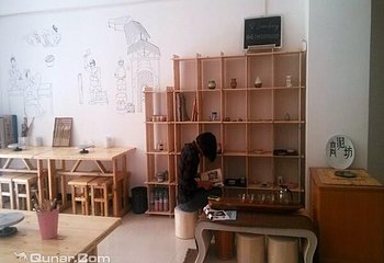 恋泥坊DIY陶艺吧（团结乡店）第 3 张图片