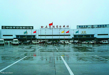 西安咸阳机场直通车第 3 张图片