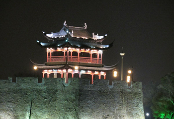 夜游护城河第 5 张图片
