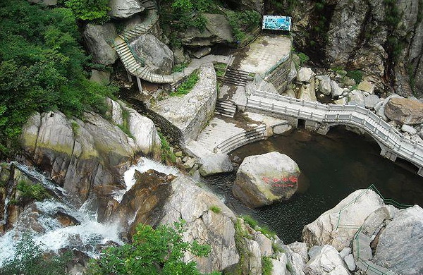 庐山三叠泉瀑布 浔阳楼 黔龙大观园 锁江楼一日游(赠128元特产)(上门