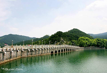 芦林湖第 7 张图片