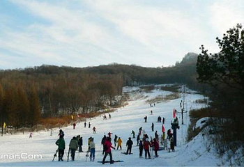 香炉山滑雪场第 2 张图片
