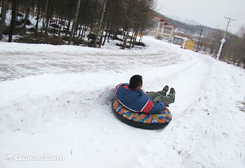 香炉山滑雪场第 1 张图片