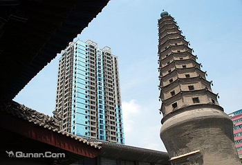 白衣寺塔第 2 张图片