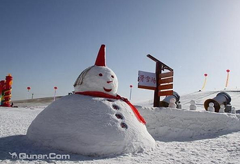 大漠沙湖滑雪场第 1 张图片