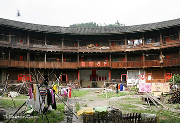 河坑土楼群第 37 张图片