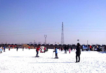 万象滑雪场第 3 张图片