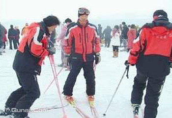 油田那仁王滑雪场第 4 张图片