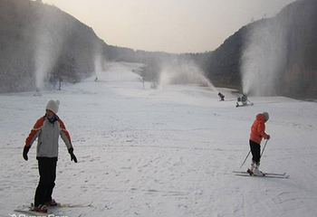 山外山滑雪场第 6 张图片