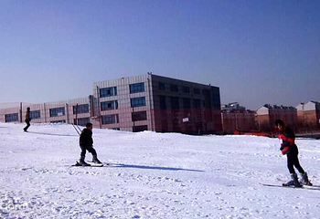 万象滑雪场第 4 张图片
