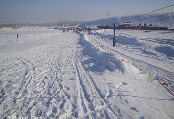 石河子卧龙山滑雪场第 4 张图片