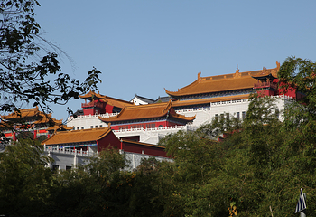 会稽山龙华寺第 2 张图片