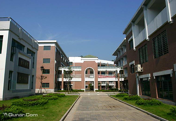 湖南大学第 13 张图片