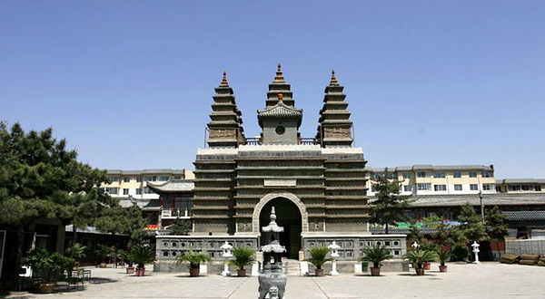 金刚座舍利宝塔