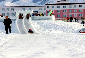 蒲类海滑雪场第 4 张图片