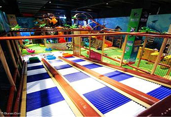 反弹蹦床公园(优托邦·奥体超级mall店)第 5 张图片