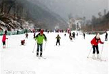 龙居桃花岛滑雪场第 6 张图片