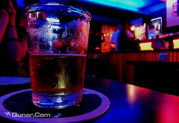 南卡威夜店PUB秀第 3 张图片