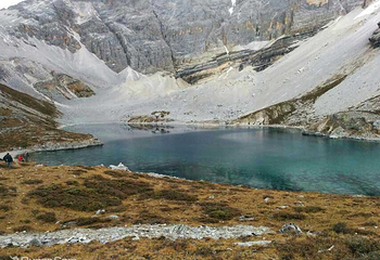 杜鹃谷温泉山庄第 1 张图片