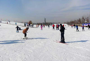 宿迁运河湾自然农园滑雪场第 6 张图片