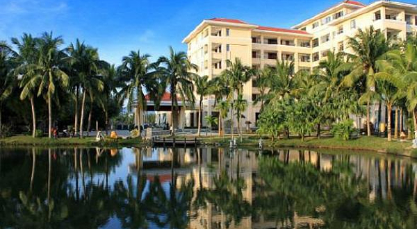 忆云华美达温泉