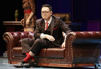 百老汇经典音乐剧《一步登天》第 2 张图片