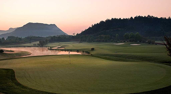 浙江安吉龙王溪乡村俱乐部