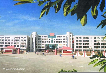 云浮市邓发纪念中学第 1 张图片