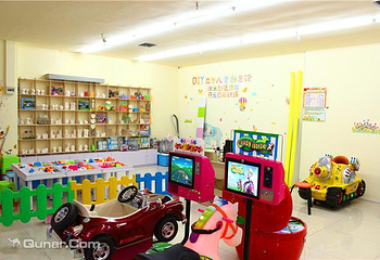 快乐城堡儿童乐园（津塘路店）第 1 张图片