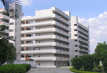 云浮市邓发纪念中学第 4 张图片
