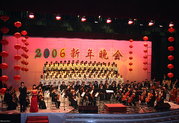青岛大学剧院第 2 张图片